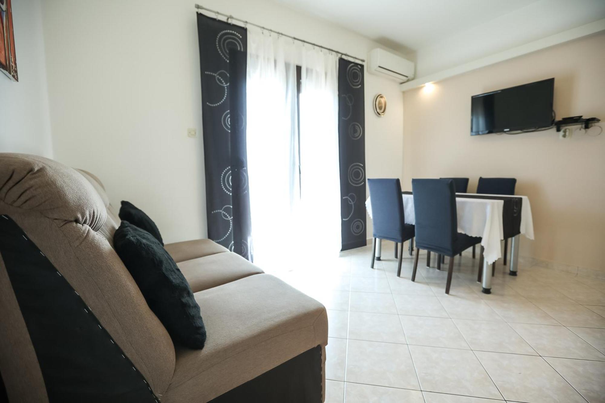 Pool Apartments Julia Zadar Room photo